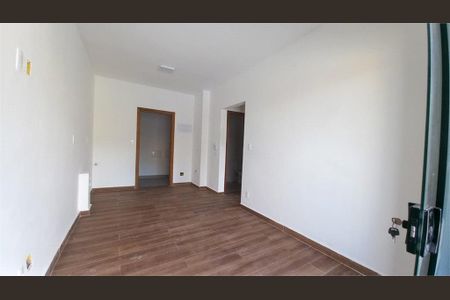 Casa à venda com 40m², 2 quartos e 1 vaga