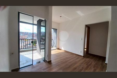 Casa à venda com 40m², 2 quartos e 1 vaga