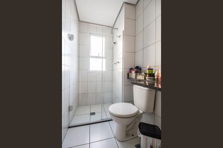 Apartamento à venda com 71m², 2 quartos e 1 vaga Apartamento à venda com 71m², 2 quartos e 1 vagaBanheiro da Suíte