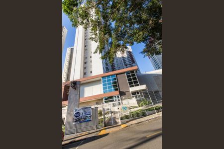 Apartamento à venda com 71m², 2 quartos e 1 vagaÁrea comum