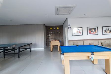 Apartamento à venda com 71m², 2 quartos e 1 vagaÁrea comum