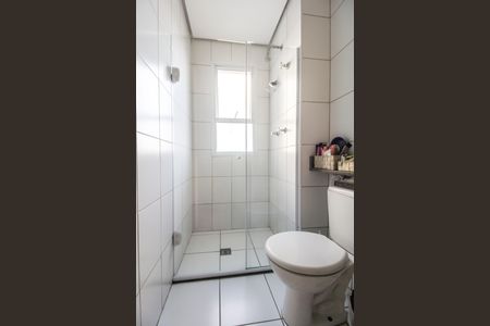 Apartamento à venda com 71m², 2 quartos e 1 vaga Apartamento à venda com 71m², 2 quartos e 1 vagaBanheiro da Suíte