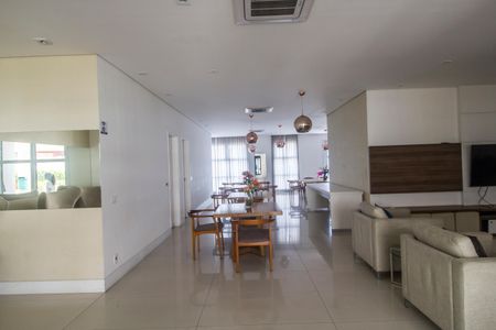 Apartamento à venda com 71m², 2 quartos e 1 vaga Apartamento à venda com 71m², 2 quartos e 1 vagaÁrea comum