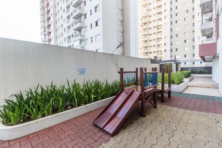 Apartamento à venda com 71m², 2 quartos e 1 vagaÁrea comum