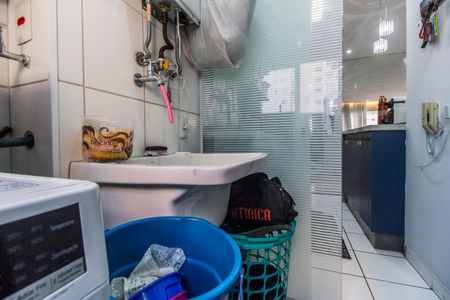 Apartamento à venda com 71m², 2 quartos e 1 vaga Apartamento à venda com 71m², 2 quartos e 1 vagaÁrea de Serviço