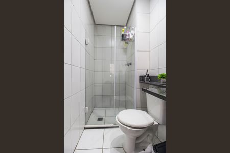 Apartamento à venda com 71m², 2 quartos e 1 vaga Apartamento à venda com 71m², 2 quartos e 1 vagaBanheiro