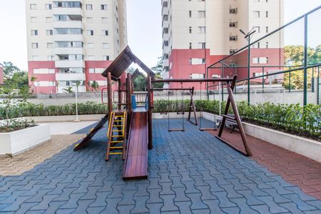 Apartamento à venda com 71m², 2 quartos e 1 vagaÁrea comum