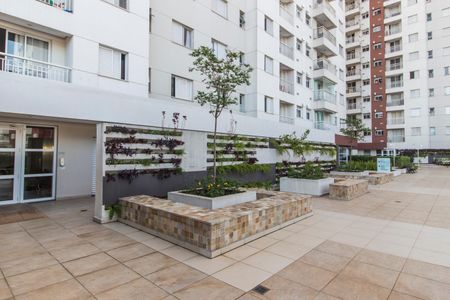 Apartamento à venda com 71m², 2 quartos e 1 vagaÁrea comum