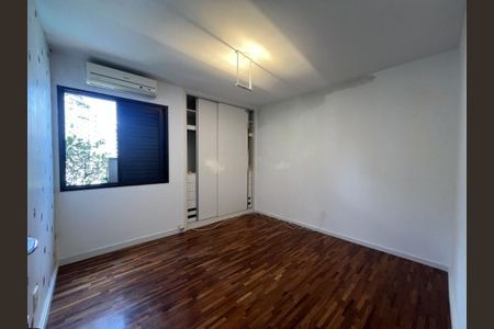 Apartamento à venda com 234m², 3 quartos e 3 vagas