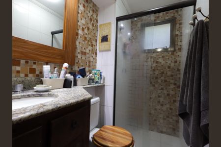 Apartamento à venda com 106m², 3 quartos e 1 vagaBanheiro da Suíte 2