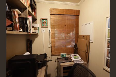 Apartamento à venda com 106m², 3 quartos e 1 vagaEscritório