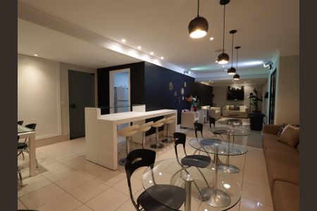 Apartamento à venda com 106m², 3 quartos e 1 vagaÁrea comum 