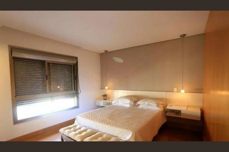 Apartamento à venda com 212m², 3 quartos e 4 vagas