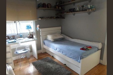 Apartamento à venda com 200m², 3 quartos e 4 vagas