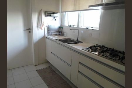 Apartamento à venda com 200m², 3 quartos e 4 vagas
