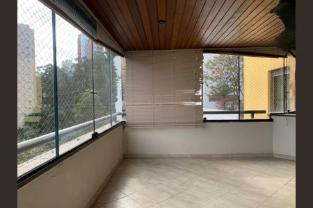 Apartamento à venda com 202m², 4 quartos e 5 vagas