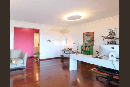 Apartamento à venda com 137m², 4 quartos e 3 vagas