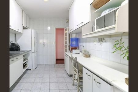 Apartamento à venda com 137m², 4 quartos e 3 vagas