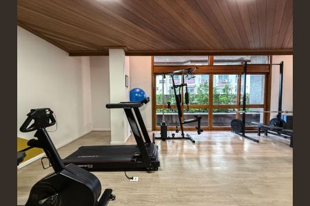 Apartamento à venda com 101m², 2 quartos e 2 vagas Apartamento à venda com 101m², 2 quartos e 2 vagasÁrea comum - Academia