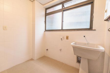 Apartamento à venda com 101m², 2 quartos e 2 vagas Apartamento à venda com 101m², 2 quartos e 2 vagasÁrea de Serviço