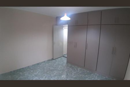 Casa à venda com 116m², 2 quartos e 1 vaga