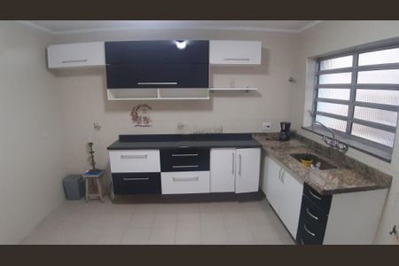 Casa à venda com 116m², 2 quartos e 1 vaga