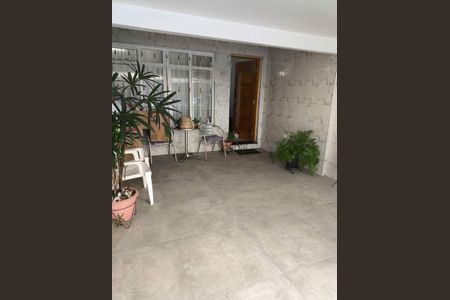 Casa à venda com 112m², 3 quartos e 1 vaga
