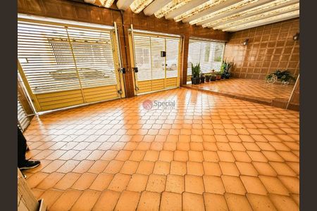 Casa à venda com 206m², 3 quartos e 3 vagas