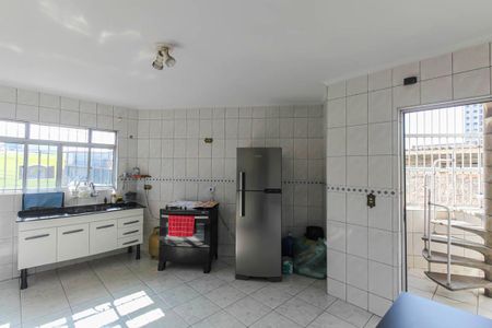 Casa à venda com 165m², 2 quartos e 5 vagas Casa à venda com 165m², 2 quartos e 5 vagasCozinha