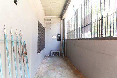 Casa à venda com 60m², 2 quartos e sem vaga Casa à venda com 60m², 2 quartos e sem vagaQuintal