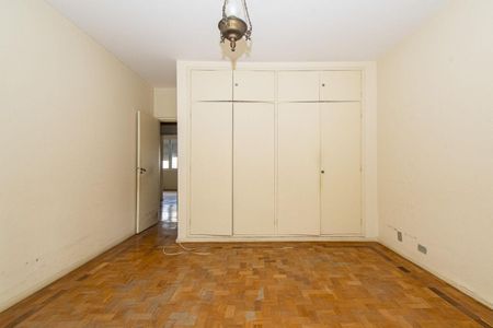 Apartamento à venda com 221m², 3 quartos e 1 vaga