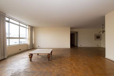 Apartamento à venda com 221m², 3 quartos e 1 vaga