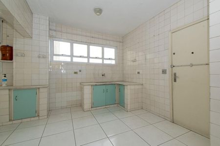 Apartamento à venda com 221m², 3 quartos e 1 vaga