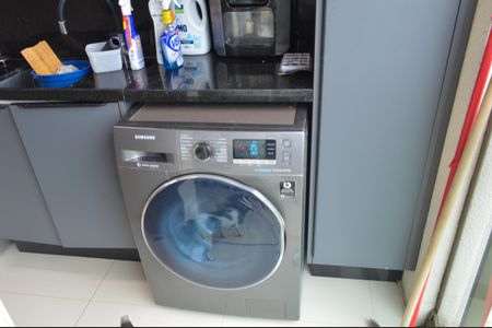 Apartamento para alugar com 108m², 3 quartos e 2 vagas Apartamento para alugar com 108m², 3 quartos e 2 vagasÁrea de Serviço