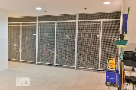 Apartamento para alugar com 108m², 3 quartos e 2 vagas Apartamento para alugar com 108m², 3 quartos e 2 vagasBicicletario