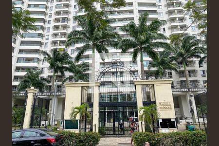 Apartamento para alugar com 108m², 3 quartos e 2 vagas Apartamento para alugar com 108m², 3 quartos e 2 vagasFachada