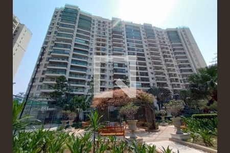 Apartamento para alugar com 108m², 3 quartos e 2 vagas Apartamento para alugar com 108m², 3 quartos e 2 vagasFachada