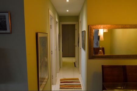 Apartamento para alugar com 108m², 3 quartos e 2 vagas Apartamento para alugar com 108m², 3 quartos e 2 vagasCorredor