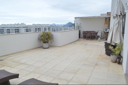 Apartamento para alugar com 108m², 3 quartos e 2 vagas Apartamento para alugar com 108m², 3 quartos e 2 vagasTerraço