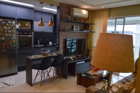 Apartamento para alugar com 108m², 3 quartos e 2 vagas Apartamento para alugar com 108m², 3 quartos e 2 vagasSala