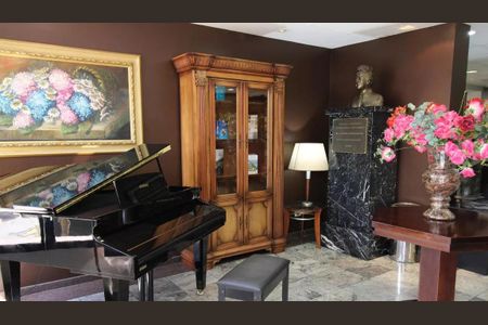 Apartamento para alugar com 33m², 1 quarto e 1 vagaHall social