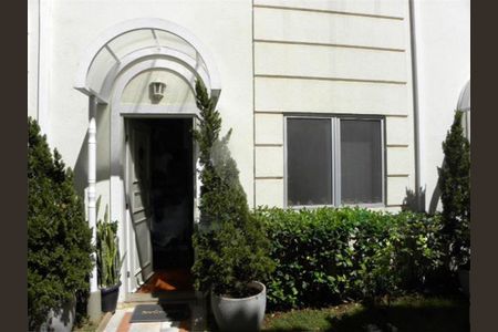 Casa à venda com 105m², 3 quartos e 2 vagas