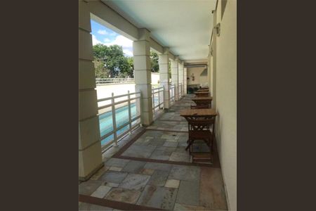 Casa à venda com 105m², 3 quartos e 2 vagas