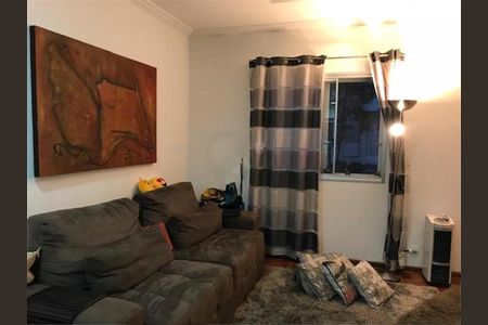 Casa à venda com 105m², 3 quartos e 2 vagas