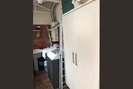 Casa à venda com 105m², 3 quartos e 2 vagas