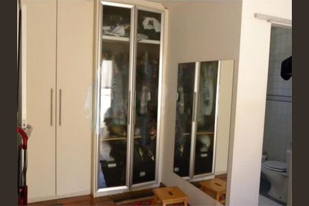 Casa à venda com 105m², 3 quartos e 2 vagas