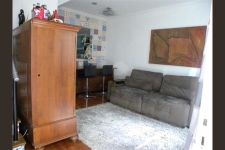 Casa à venda com 105m², 3 quartos e 2 vagas