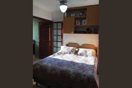 Casa à venda com 130m², 3 quartos e 2 vagas