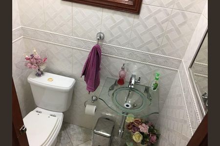 Casa à venda com 130m², 3 quartos e 2 vagas