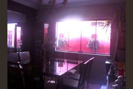 Casa à venda com 200m², 3 quartos e 4 vagas